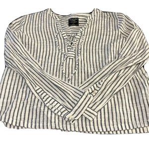 Abercrombie & Fitch Blue Striped Button-Up Blouse Women’s Large